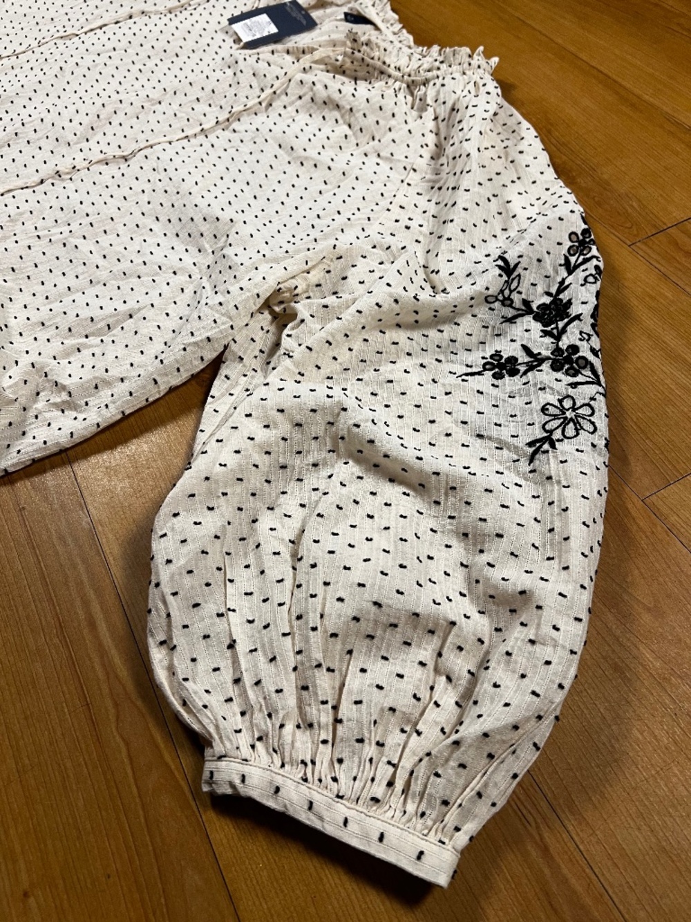 NWT Universal Thread 3X Cream Embroidered Balloon Sleeve Cotton Peasant Blouse